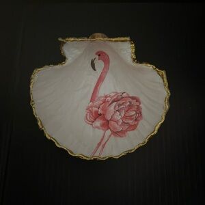 Deep dish Seashell-Flamingo-decoupaged